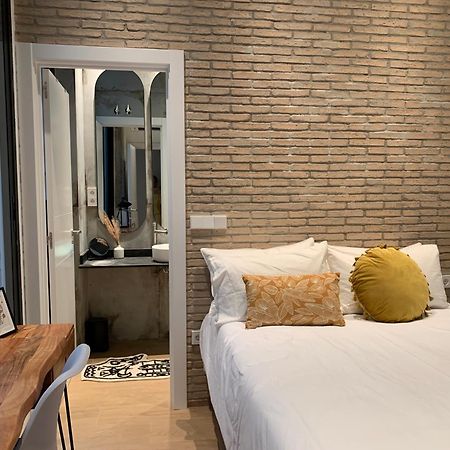 La Reina Beach Rooms Валенсия Екстериор снимка