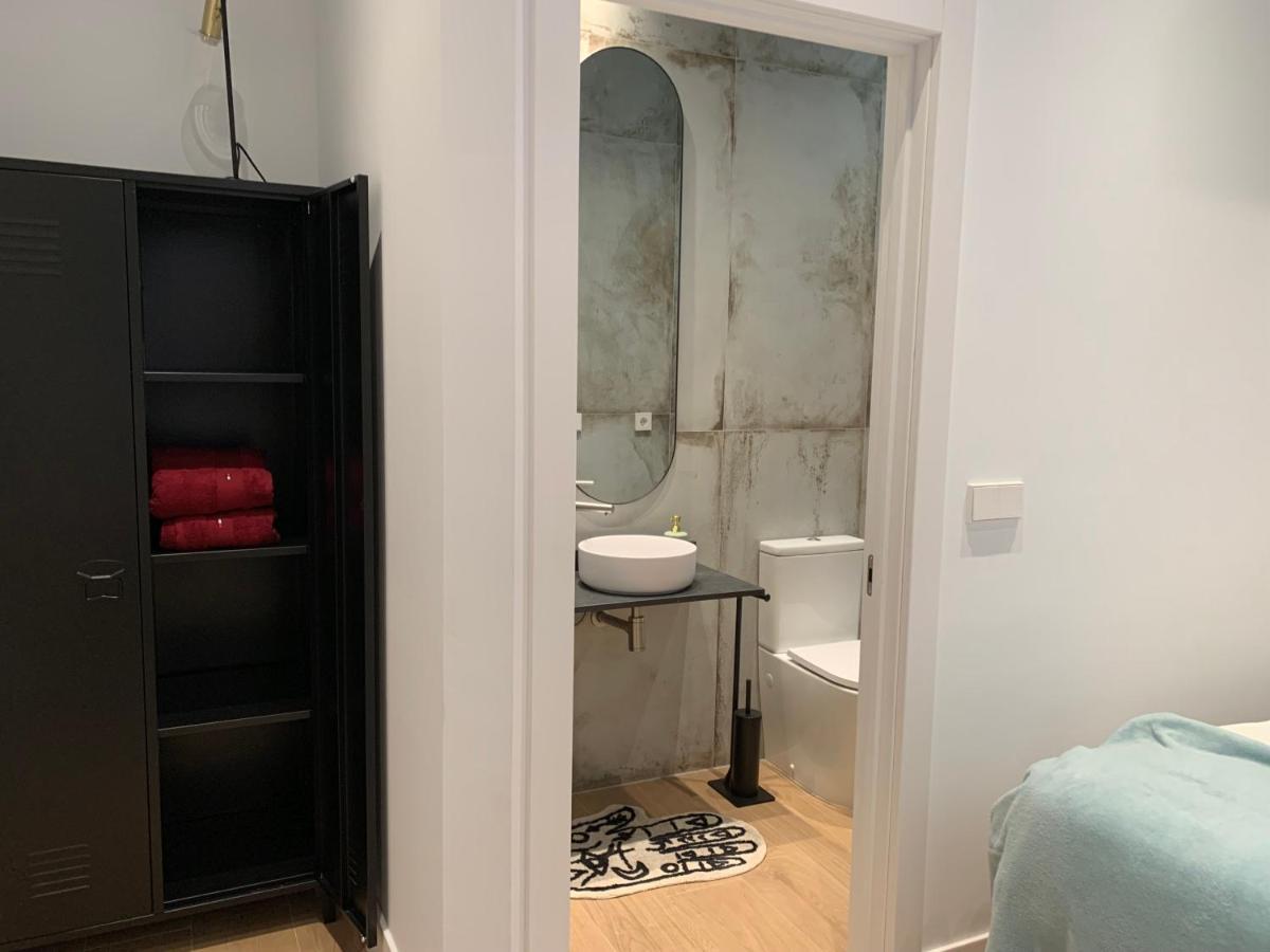 La Reina Beach Rooms Валенсия Екстериор снимка
