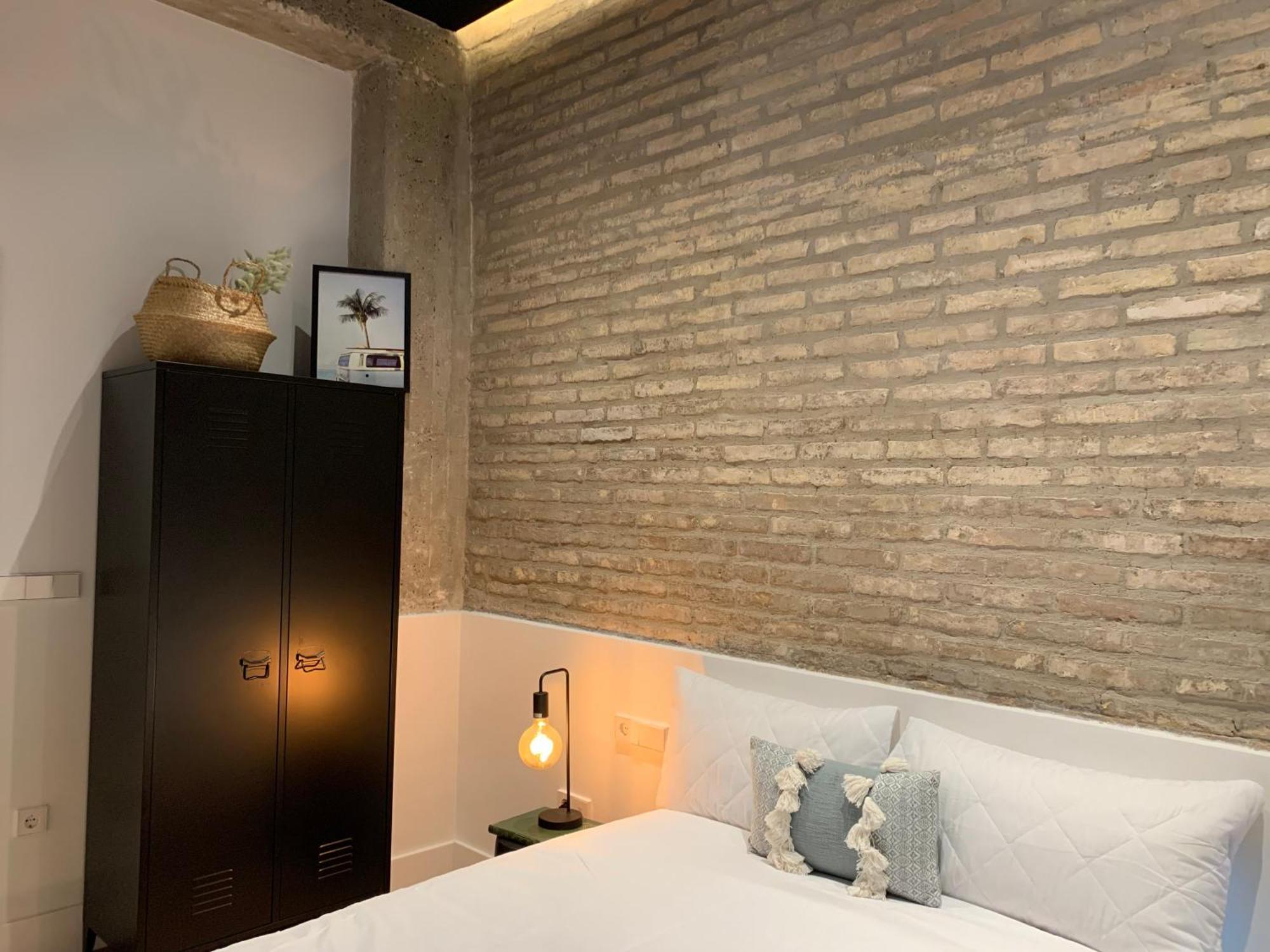 La Reina Beach Rooms Валенсия Екстериор снимка